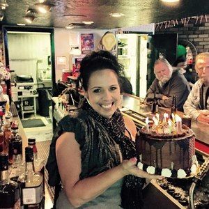 Meet your Posher, Paula